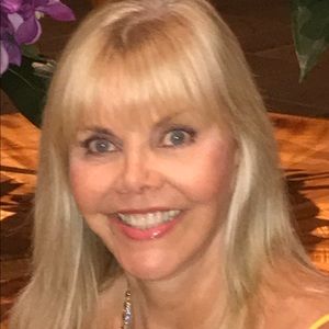 Meet your Posher, Sandra